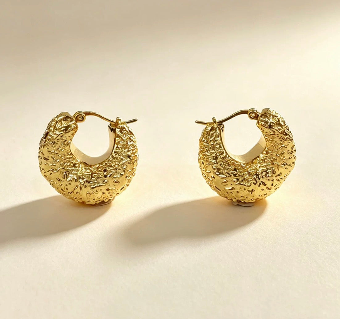 18K Yellow Gold Plump Teardrop Stud Earrings, Sizes S and M, 18K Yellow Gold Hollow Earrings, Round, Drop, Triangle, 18K Yellow Gold, Droplet, Teardrop