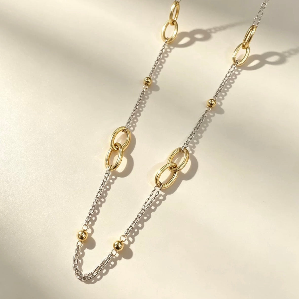 K18YG WG ミックスチェーン オーバル ステーションネックレス デザイン 18K 18金 イエローゴールド ホワイトゴールド インフィニティ