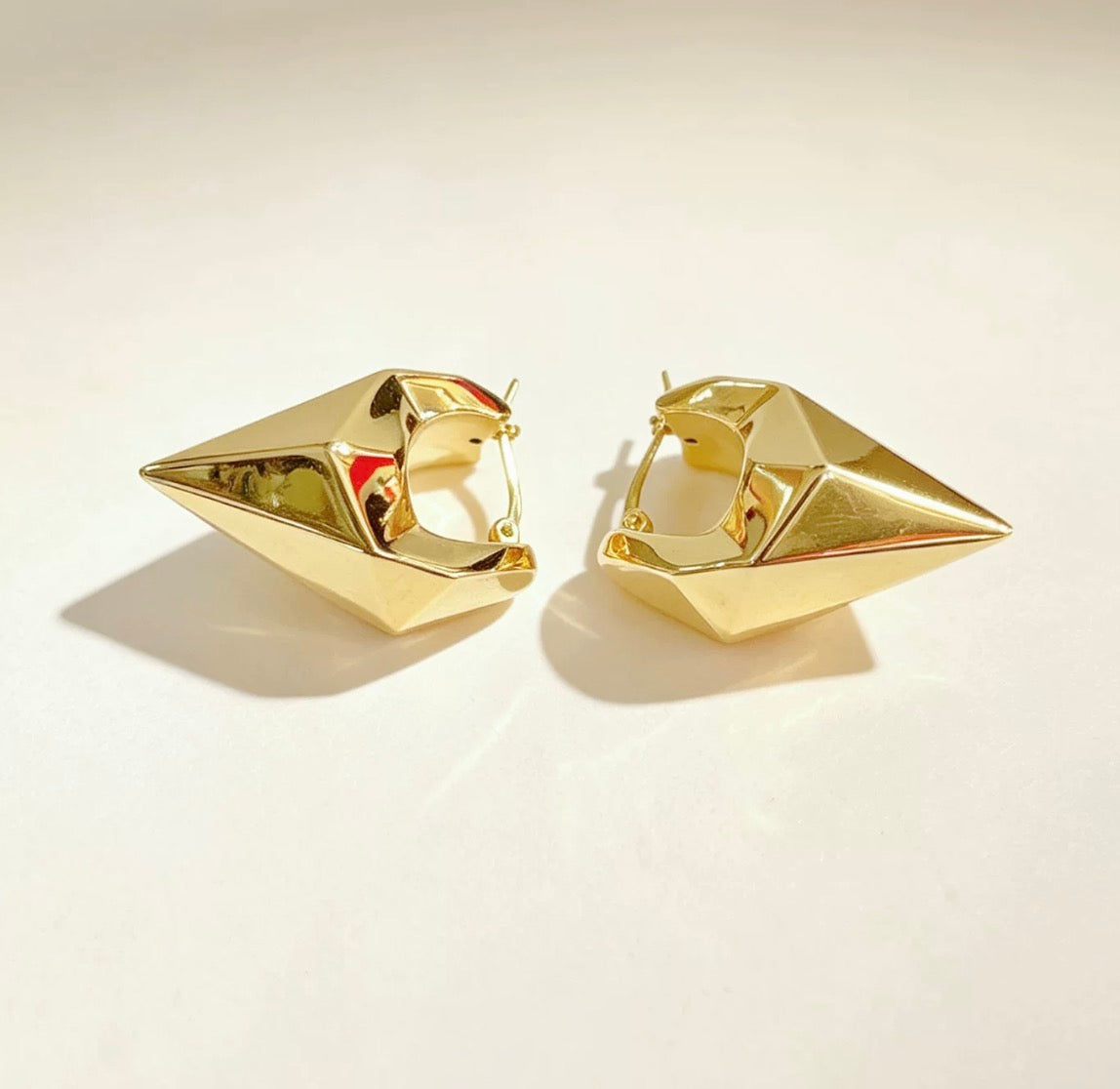 18K Yellow Gold Plump Teardrop Stud Earrings, Sizes S and M, 18K Yellow Gold Hollow Earrings, Round, Drop, Triangle, 18K Yellow Gold, Droplet, Teardrop