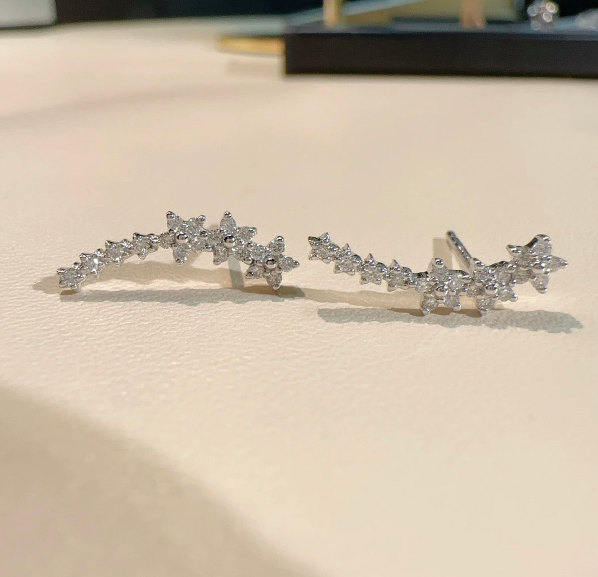 K18PG WG YG スマイルピアス 星 ダイヤモンド スター 花 18k