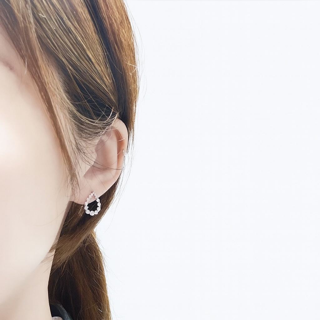 K18WG 天然ダイヤモンド ティアドロップ ペンダント ホワイトゴールド 18K WG 18金 ペンダントトップ ネックレスチャーム ネックレス 雫 涙