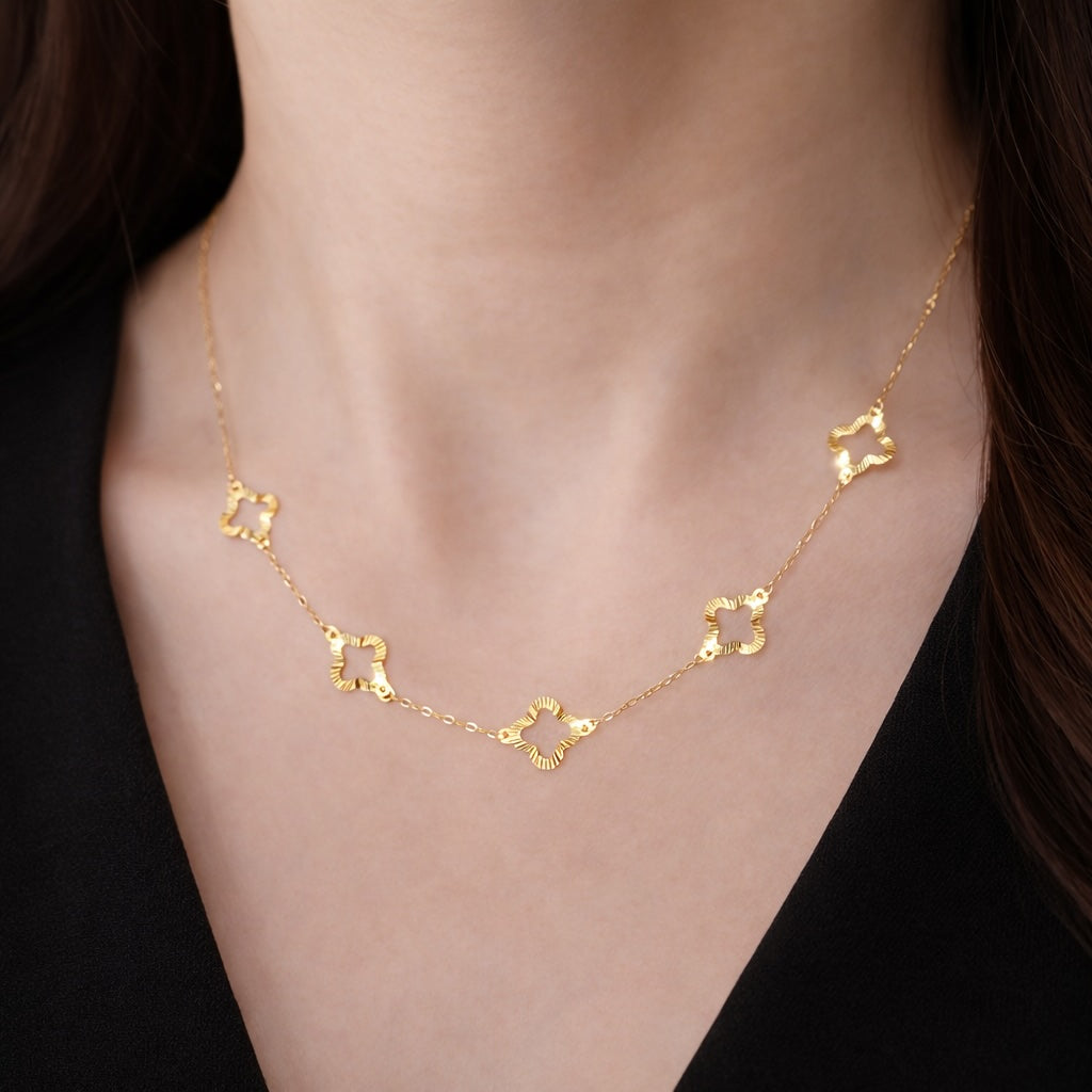 K18YG 四ツ葉 ネックレス イエローゴールド 18K 18金 ブレス クローバー 四つ葉 ステーションネックレ チャームネックレス キラキラ