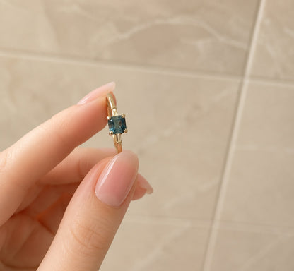 K18YG 天然 グリーンサファイア リング ダイヤモンド 指輪 18K 18金 イエローゴールド スクエアカット