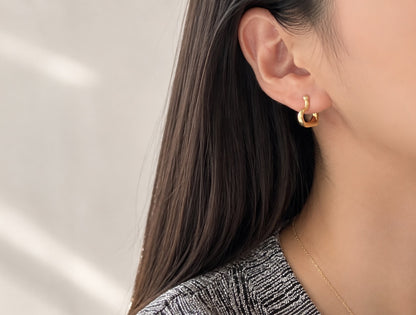 K18YG ピアス フープピアス リングピアス 18K 18金 ハートピアス イエローゴールド 中空 ぷっくり イタリアンジュエリー