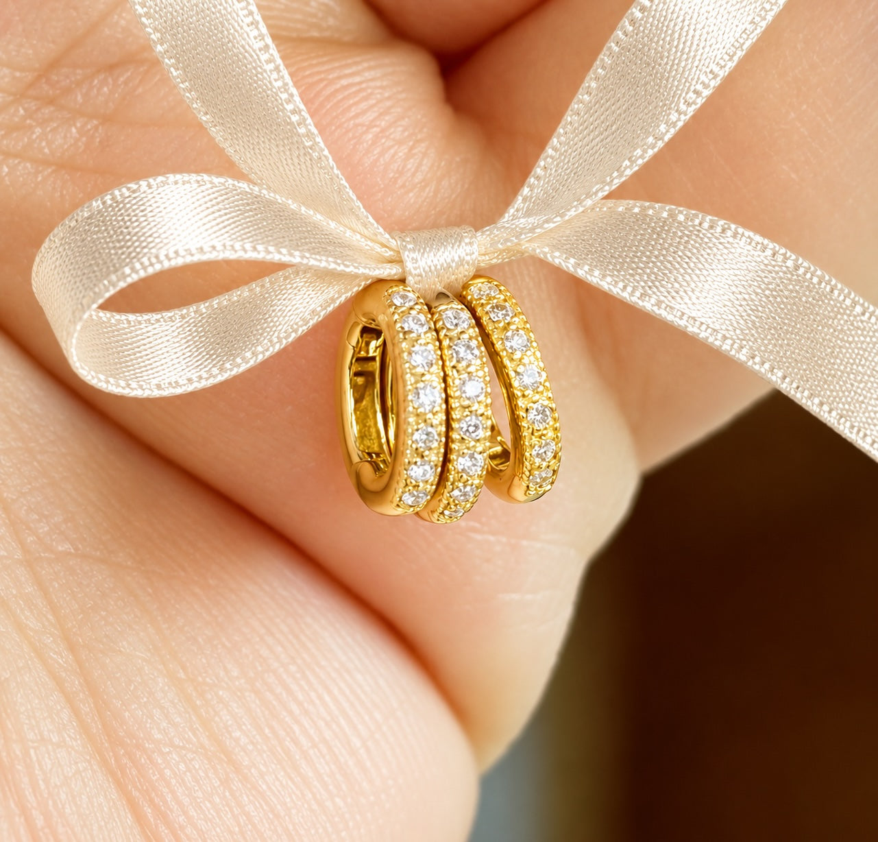 K18YG WG PG Oval Diamond Clasp Vatican Diamond 18K Yellow Gold Oval Lock Connector 