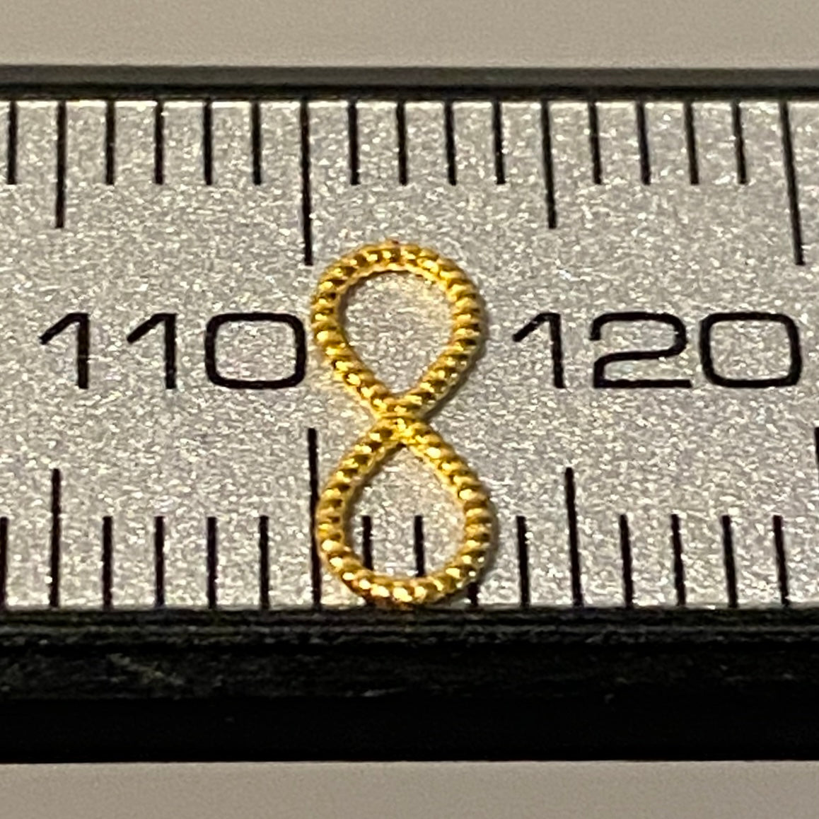 K18YG 【8の字】イエローゴールド パーツ チャーム チェーンパーツ コマ 18K 18金 ロープ ねじり ツイスト アジャスター インフィニティ 無限 8