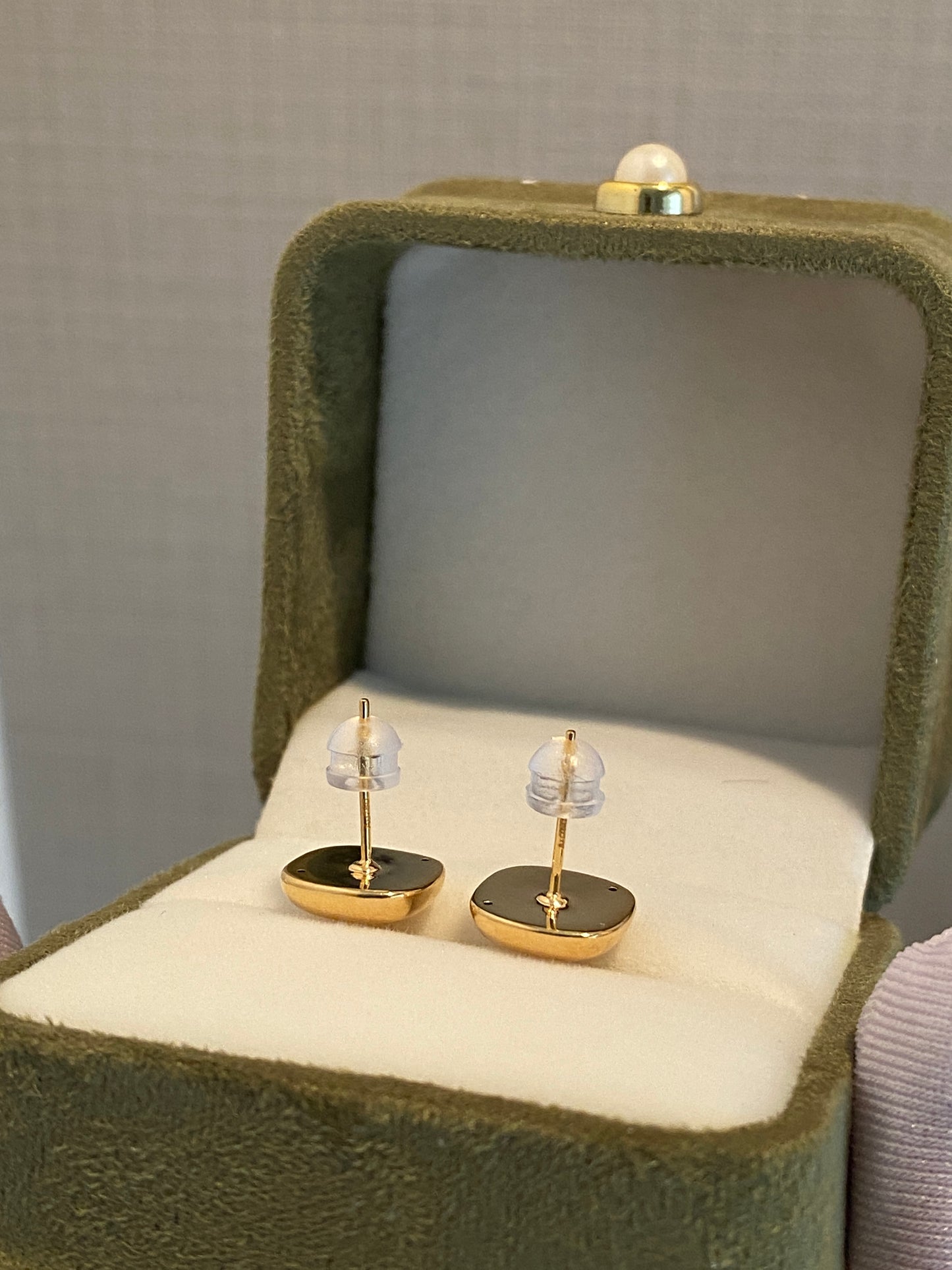 K18YG スタッドピアス 鏡面 スクエア 四角形 イエローゴールド 18K 18金 ピアス 中空ピアス イエローゴールド シンプル