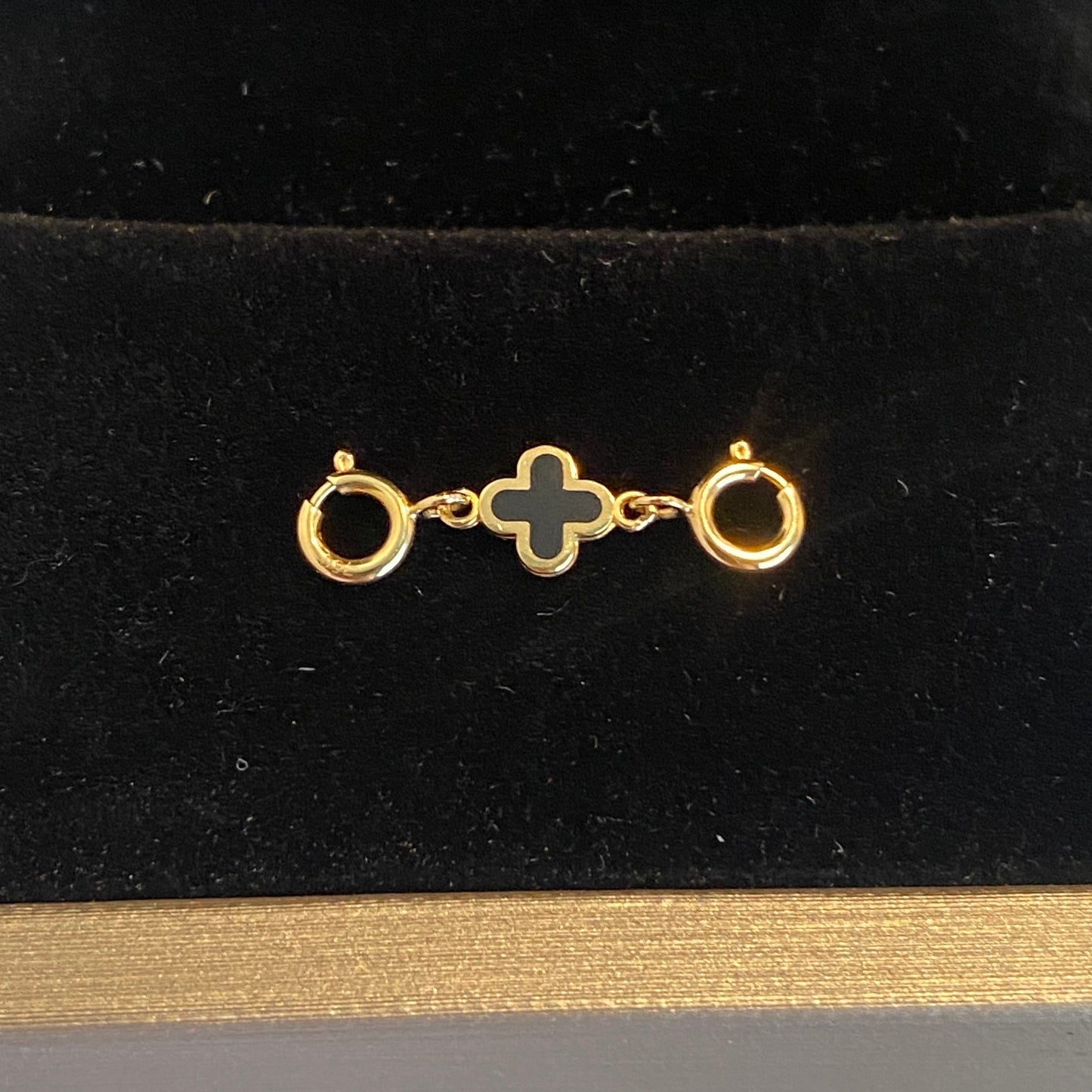 K18YG 引き輪 ヒキワ クローバー 四ツ葉 花 イエローゴールド 18金 18K チェーンパーツ 繋ぎ パーツ アジャスター 延長パーツ ひきわ 両端開口 クラスプ チャーム