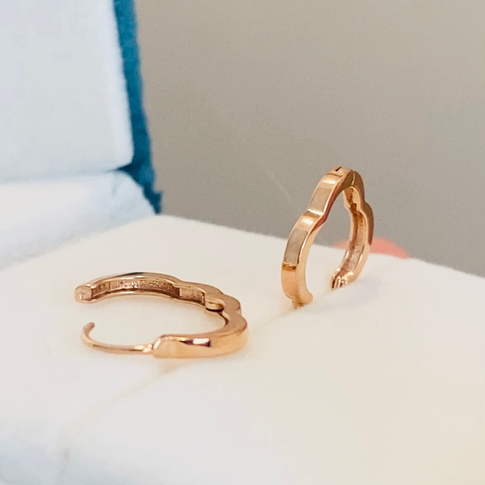 K18YG PG クローバー 四つ葉 フープピアス リングピアス イエローゴールド 四ツ葉 18K YG イエローゴールド PG ピンクゴールド 18金 ピアス