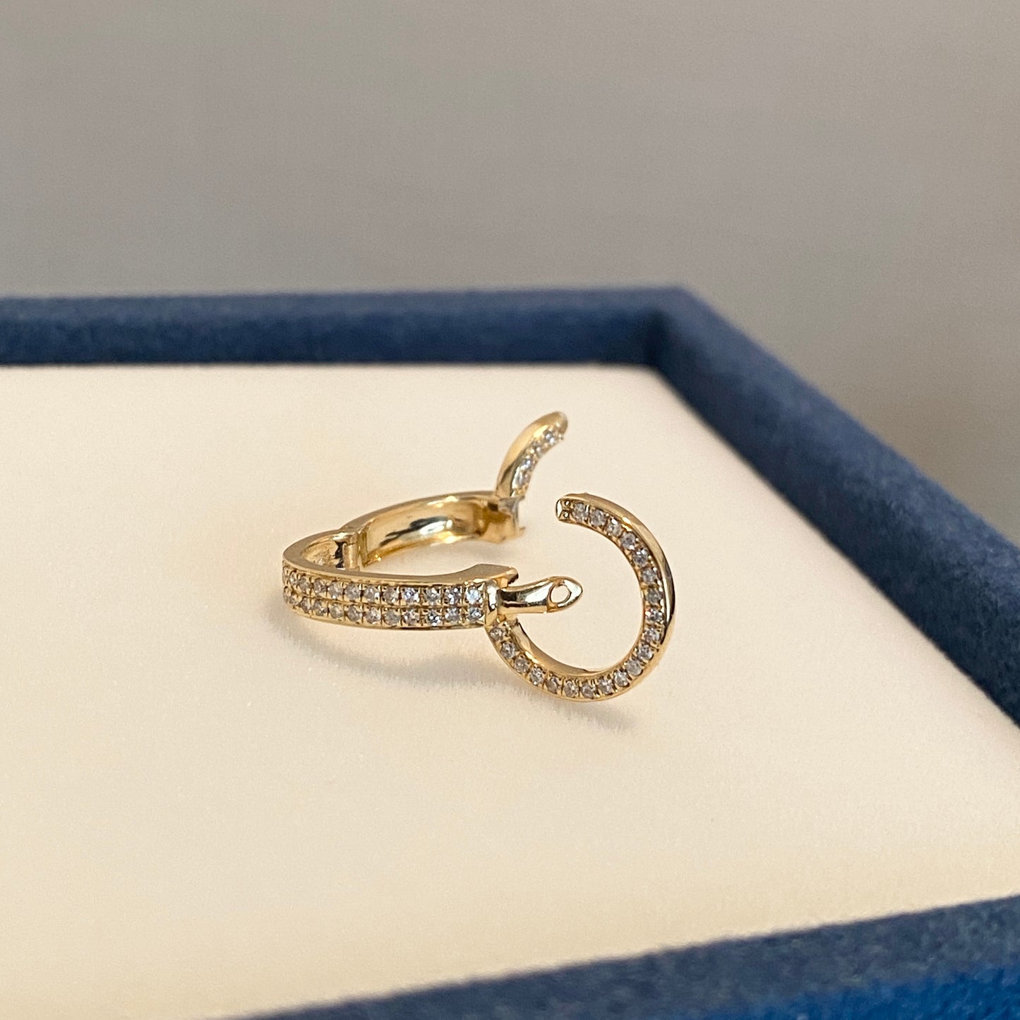 K18PG YG WG パーツ バチカン チャーム ダイヤモンド ダイヤ 留め金具 18金 フルダイヤ 全面ダイヤ 18K 繋ぎ ネックレスパーツ ペンダントパーツ クラスプ ロック付き 大きめ マルチバチカン