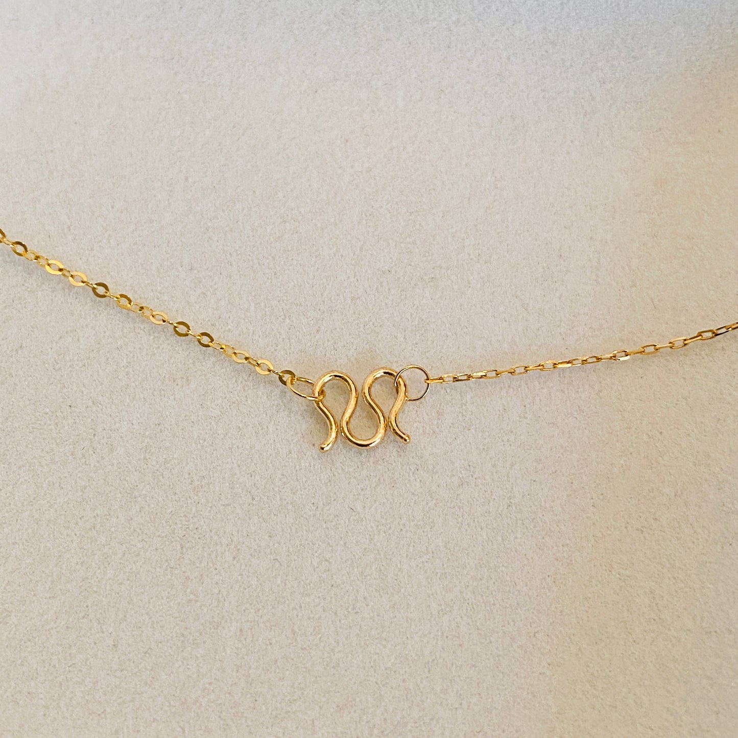 K18YG WG PG ワンタッチクラスプ M字 繋ぎ 18K チェーンパーツ 留め具 留め金具 ホック