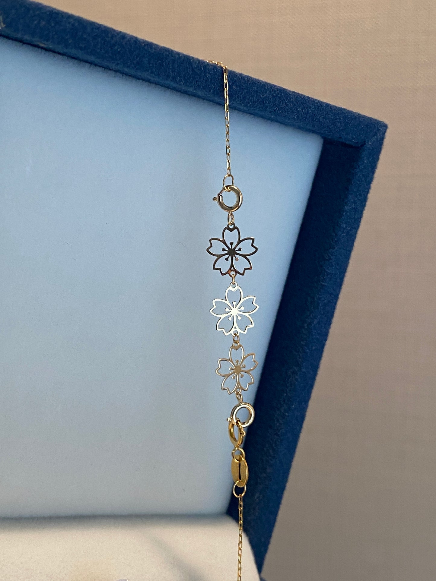 K18YG 引き輪 ヒキワ ひきわ 花 桜 梅 チェーンパーツ ネックレスパーツ YG 18K チャーム 両開口 コマ 花モチーフ 1.8cm / 3.8cm / 5.8cm 延伸 延ばす