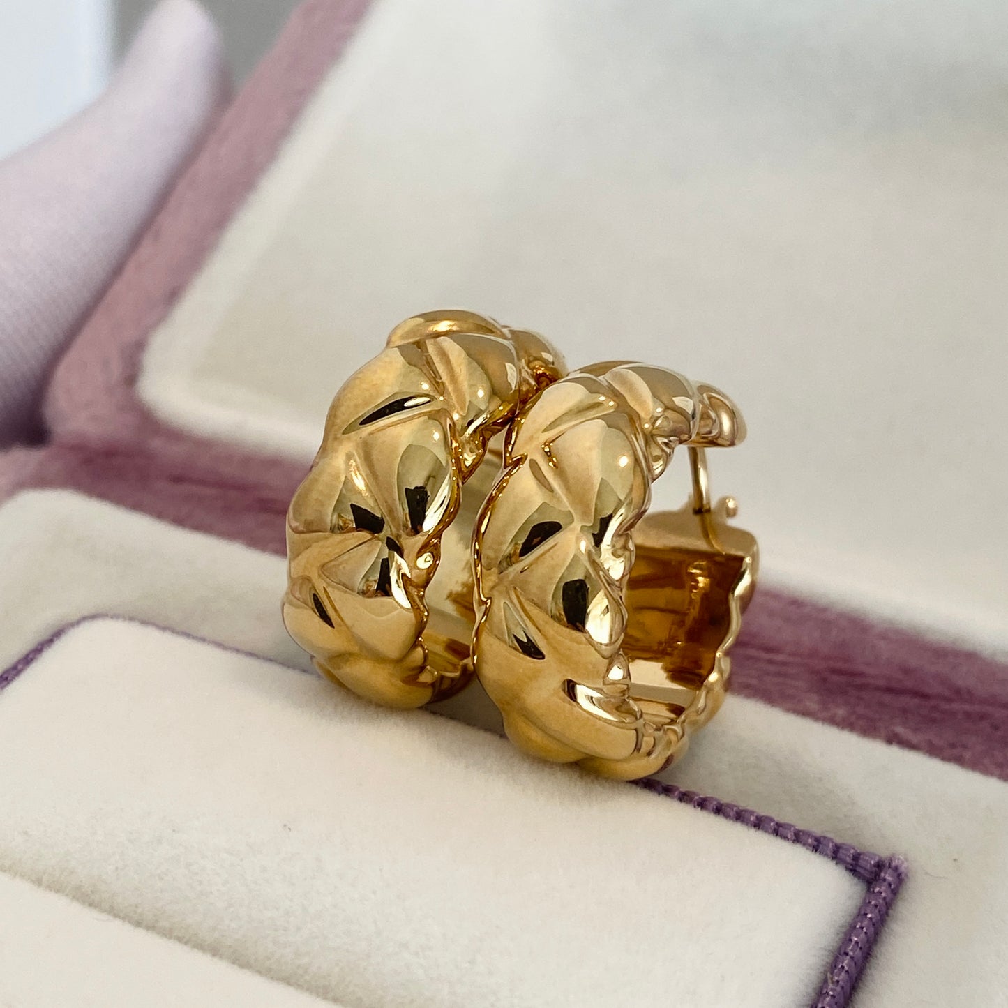 K18YG リングピアス フープピアス 中空 イエローゴールド X 模様 18k キルティング イタリアンジュエリー