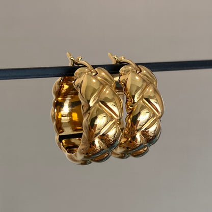 K18YG リングピアス フープピアス 中空 イエローゴールド X 模様 18k キルティング イタリアンジュエリー