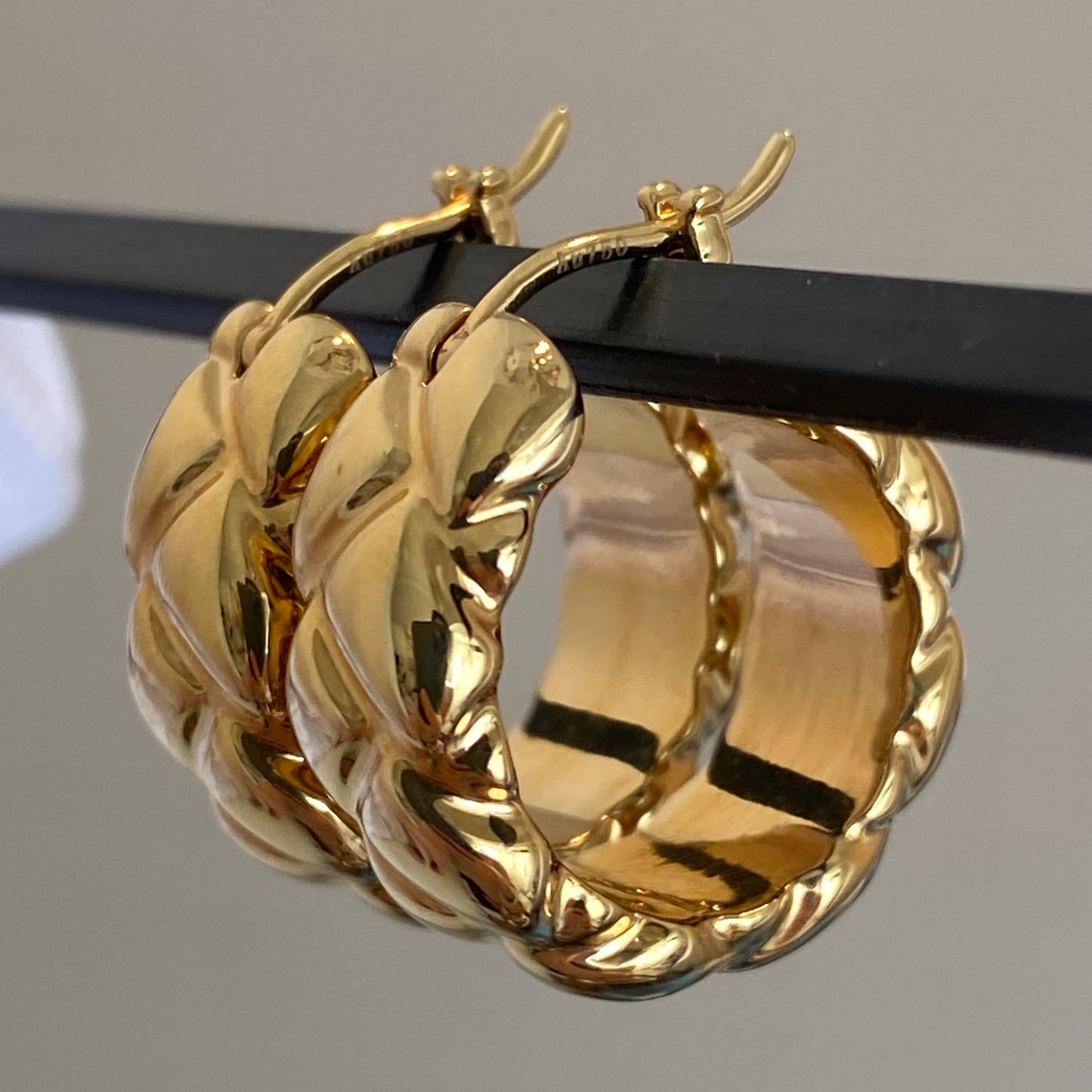 K18YG リングピアス フープピアス 中空 イエローゴールド X 模様 18k キルティング イタリアンジュエリー