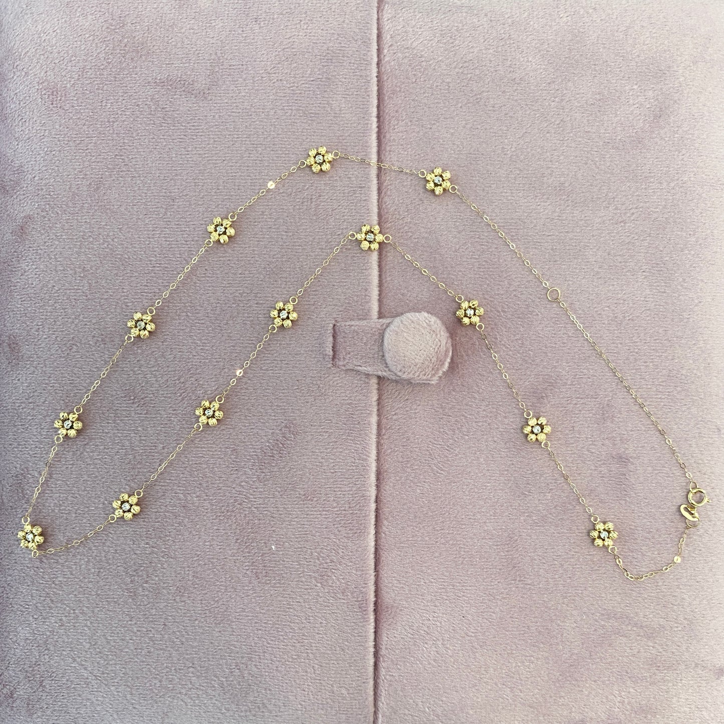 K18YG お花 ステーションネックレス フラワーチャーム カットボール キラキラ 18K WG