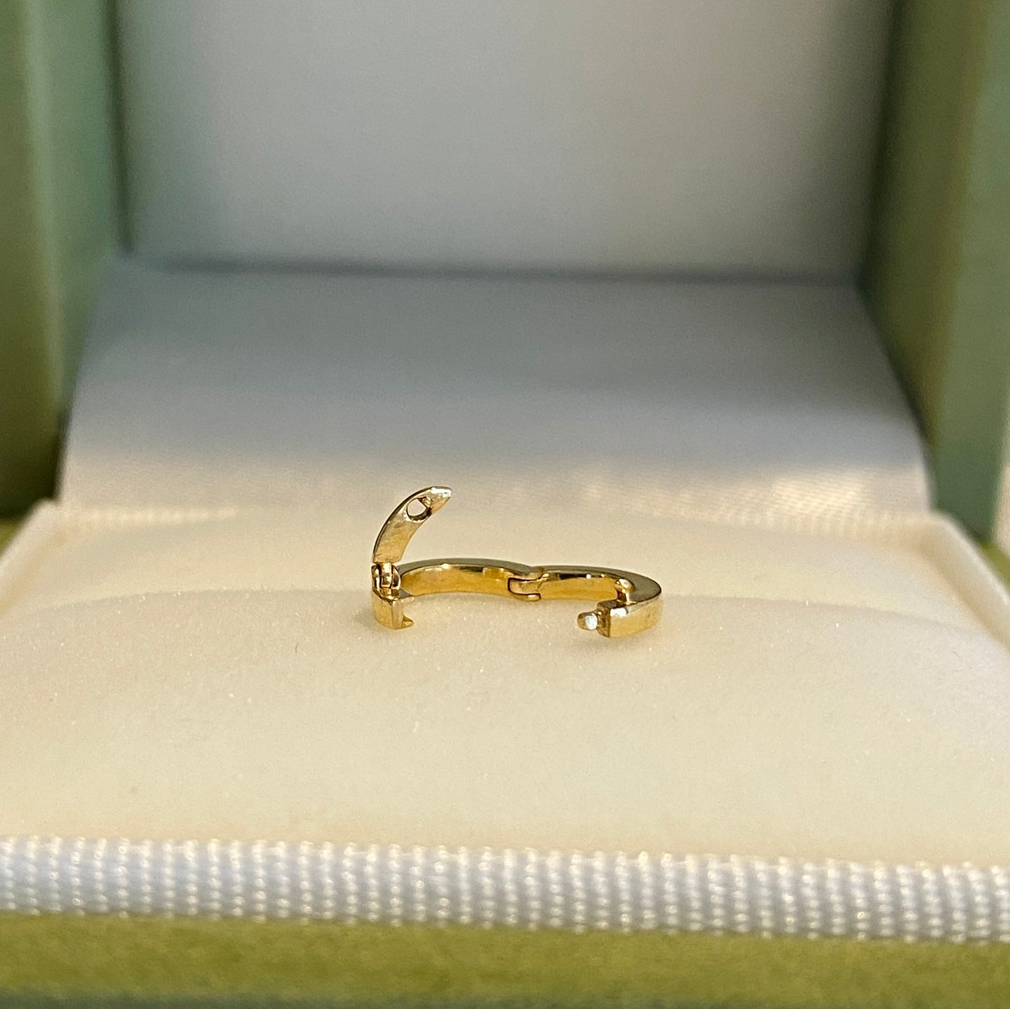 K18YG WG PG ロック付き バチカン 爪ロック 18K ラウンド チェーンパーツ 安全ロック コネクター クリッカー