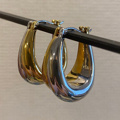 K18YG WG ぷっくり ティアドロップ リングピアス 中空ピアス イエローゴールド ドロップ型 18K YG 雫 涙 ツートン ２色 ダブルカラー