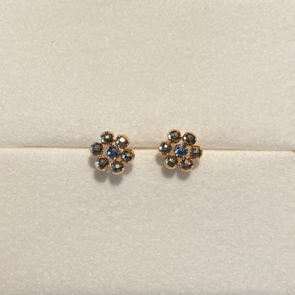 K18YG デイジーフラワー スタッドピアス カットボール 18K 花 キラキラ