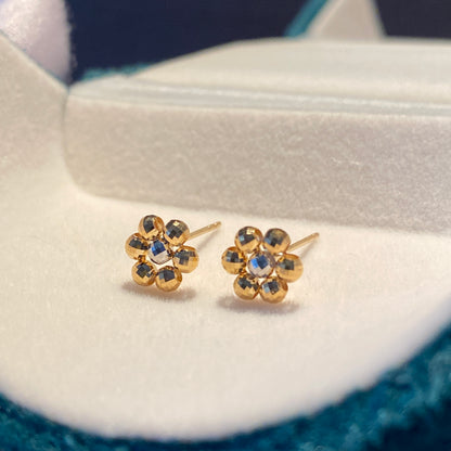 K18YG デイジーフラワー スタッドピアス カットボール 18K 花 キラキラ