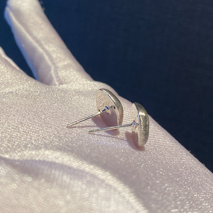 K18YG Earrings, Stud Earrings, 18K Gold, Hollow Earrings, YG, K18, Hairline Finish, File Finish, Matte, Hairline, Matte, Square, WG