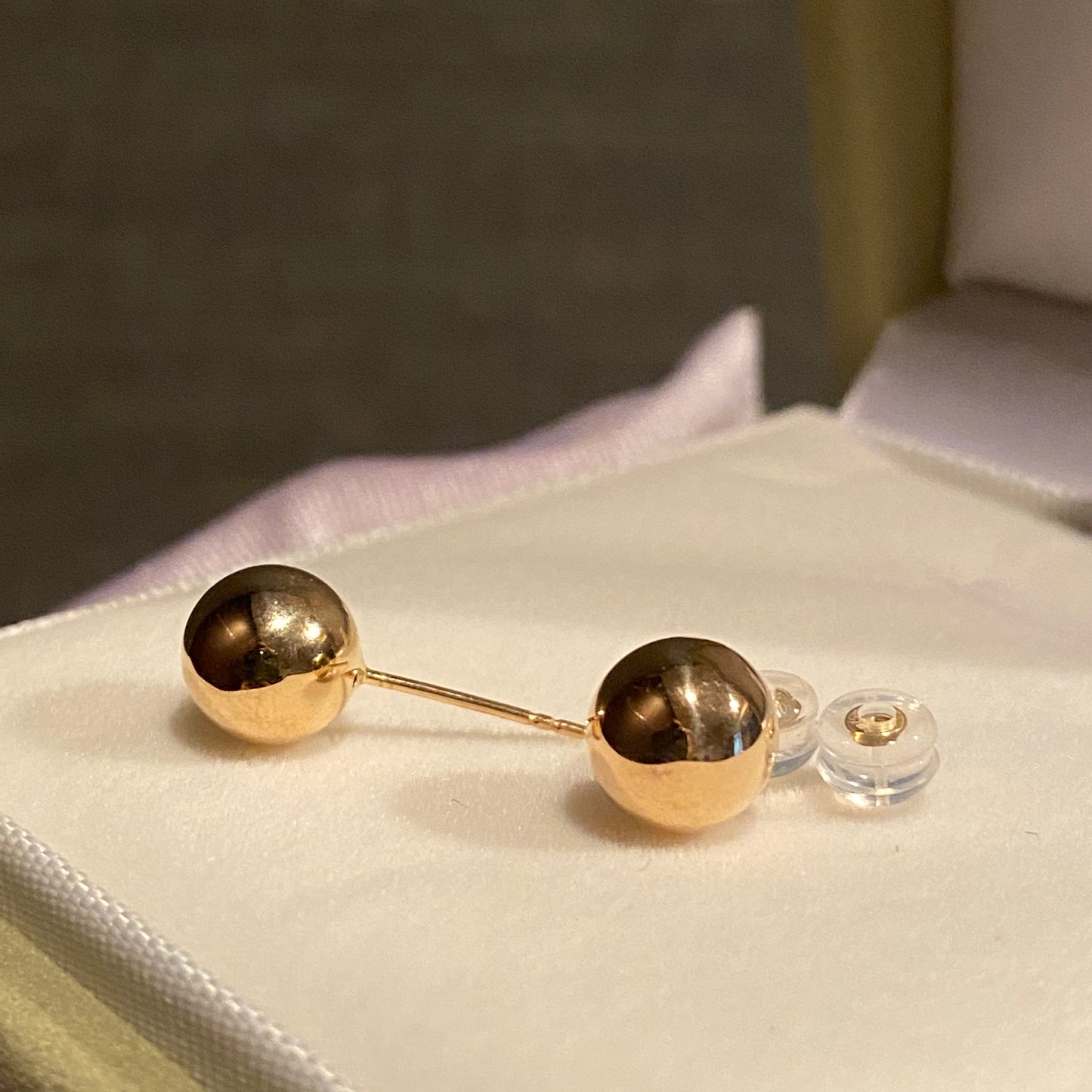 18K Yellow Gold Hollow Ball Stud Earrings, 8mm Round, Mirror Polished, 18K Yellow Gold