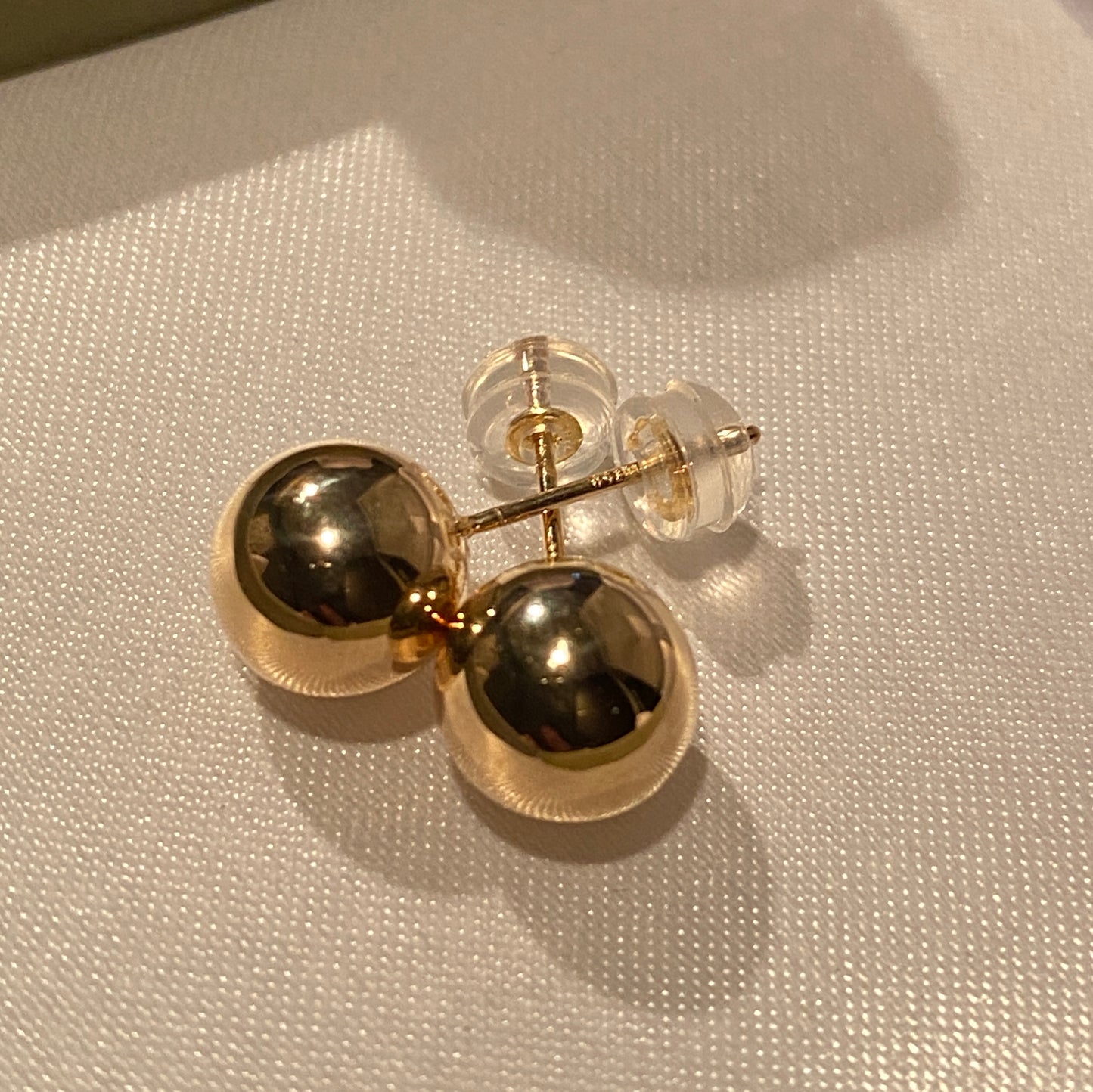 18K Yellow Gold Hollow Ball Stud Earrings, 8mm Round, Mirror Polished, 18K Yellow Gold