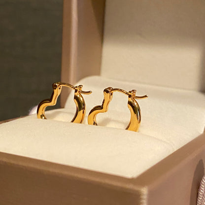 K18YG ピアス フープピアス リングピアス 18K 18金 ハートピアス イエローゴールド 中空 ぷっくり イタリアンジュエリー