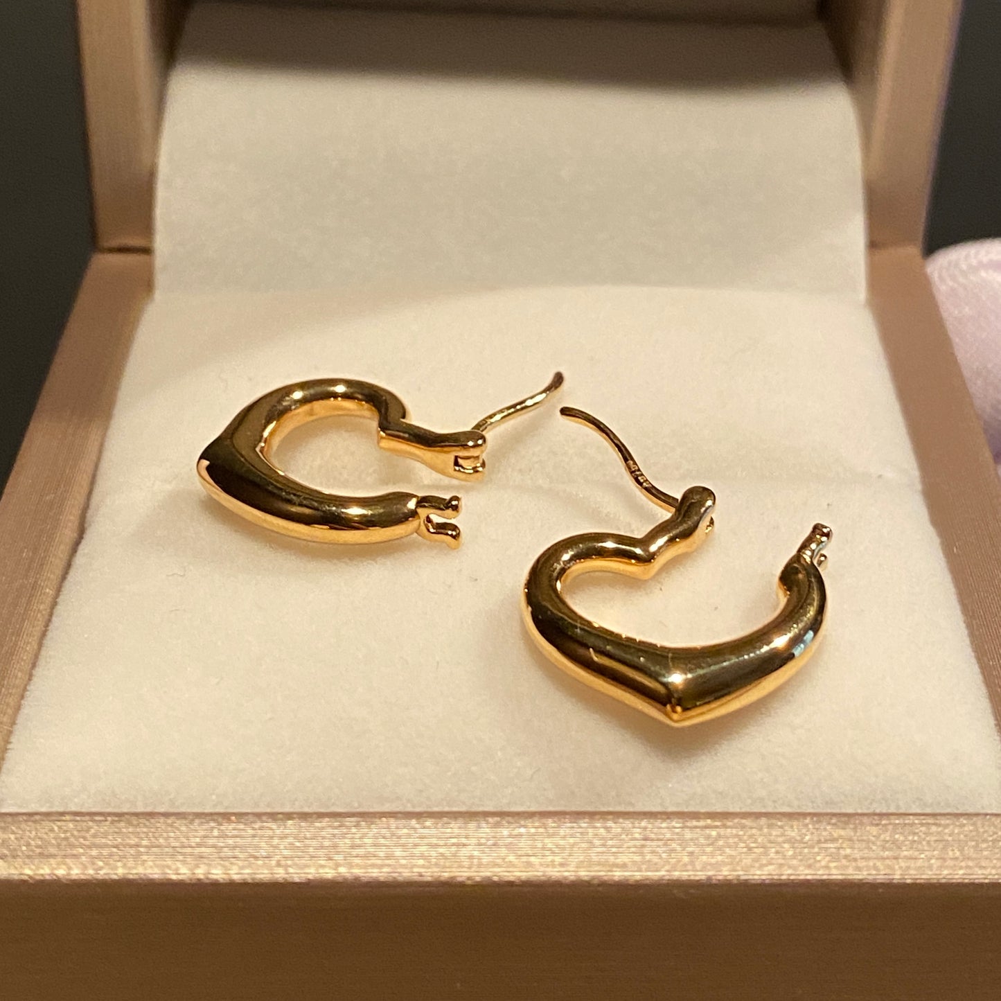 K18YG ピアス フープピアス リングピアス 18K 18金 ハートピアス イエローゴールド 中空 ぷっくり イタリアンジュエリー
