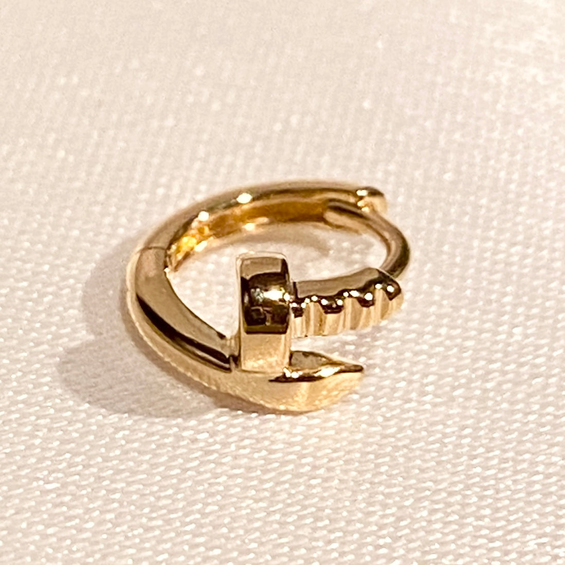 K18YG PG WG シングルピアス 内径6mm 釘 リングピアス 18k フープ ミニ 小さめ