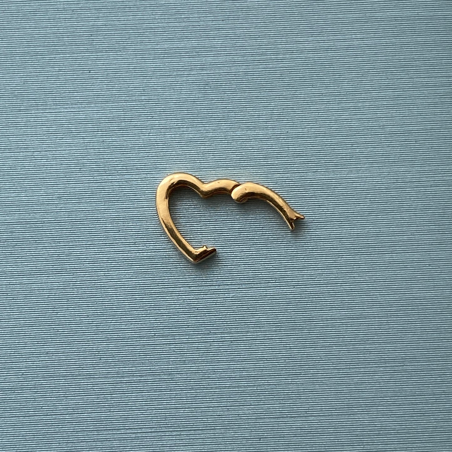 K18YG WG PG ハート チャーム 18金 クラスプ 留め具 チェーンパーツ コマ 18K 開口 繋ぎ イエローゴールド ホワイトゴールド ハート型