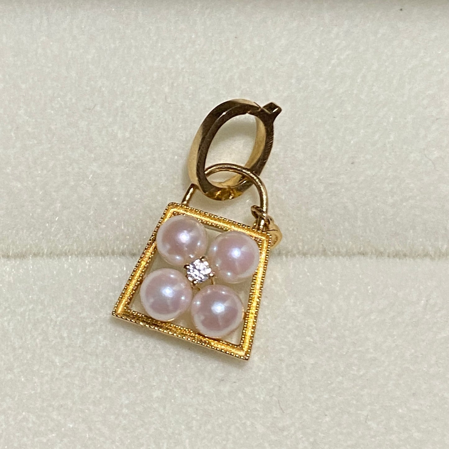 18K Yellow Gold Akoya Pearl Heart Pendant, 18K Yellow Gold, Akoya Pearl Necklace Charm