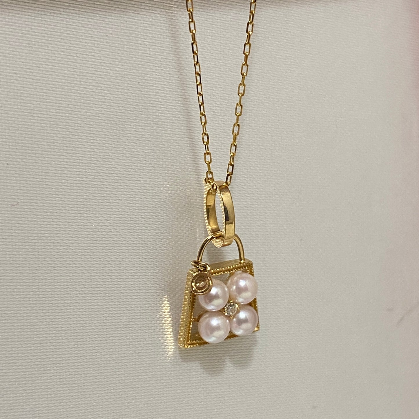 18K Yellow Gold Akoya Pearl Heart Pendant, 18K Yellow Gold, Akoya Pearl Necklace Charm