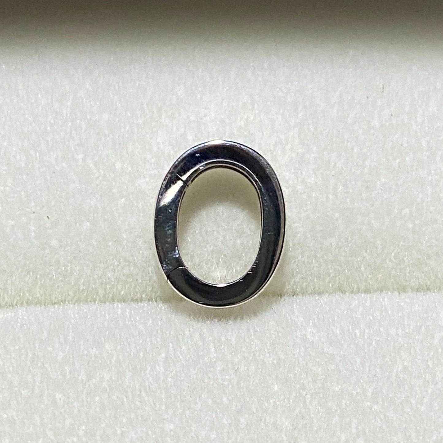 K18YG WG PG Oval Diamond Clasp Vatican Diamond 18K Yellow Gold Oval Lock Connector 