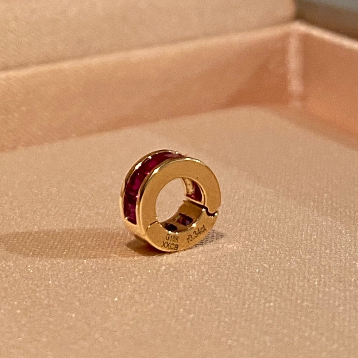 K18YG ツァボライト ルビー サファイア バチカン ネックレスチャーム ペンダント 18k スルー 開閉 パーツ ジュエリーパーツ