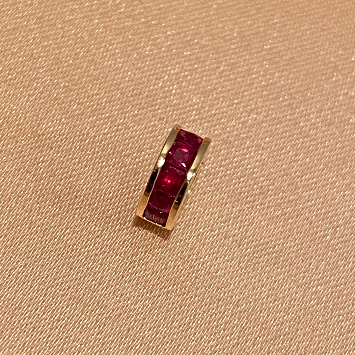 K18YG ツァボライト ルビー サファイア バチカン ネックレスチャーム ペンダント 18k スルー 開閉 パーツ ジュエリーパーツ