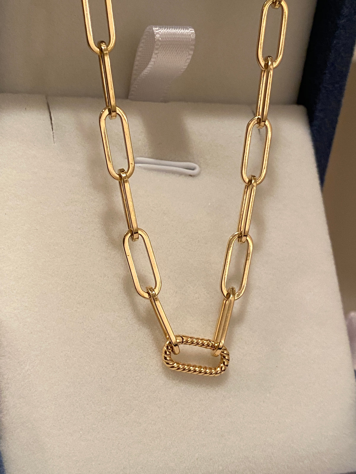 K18YG WG【太さ 約4.5mm】イタリアンジュエリー 中空 18k チェーンブレスレット ペーパークリップチェーン オーバル ツイストクラスプ