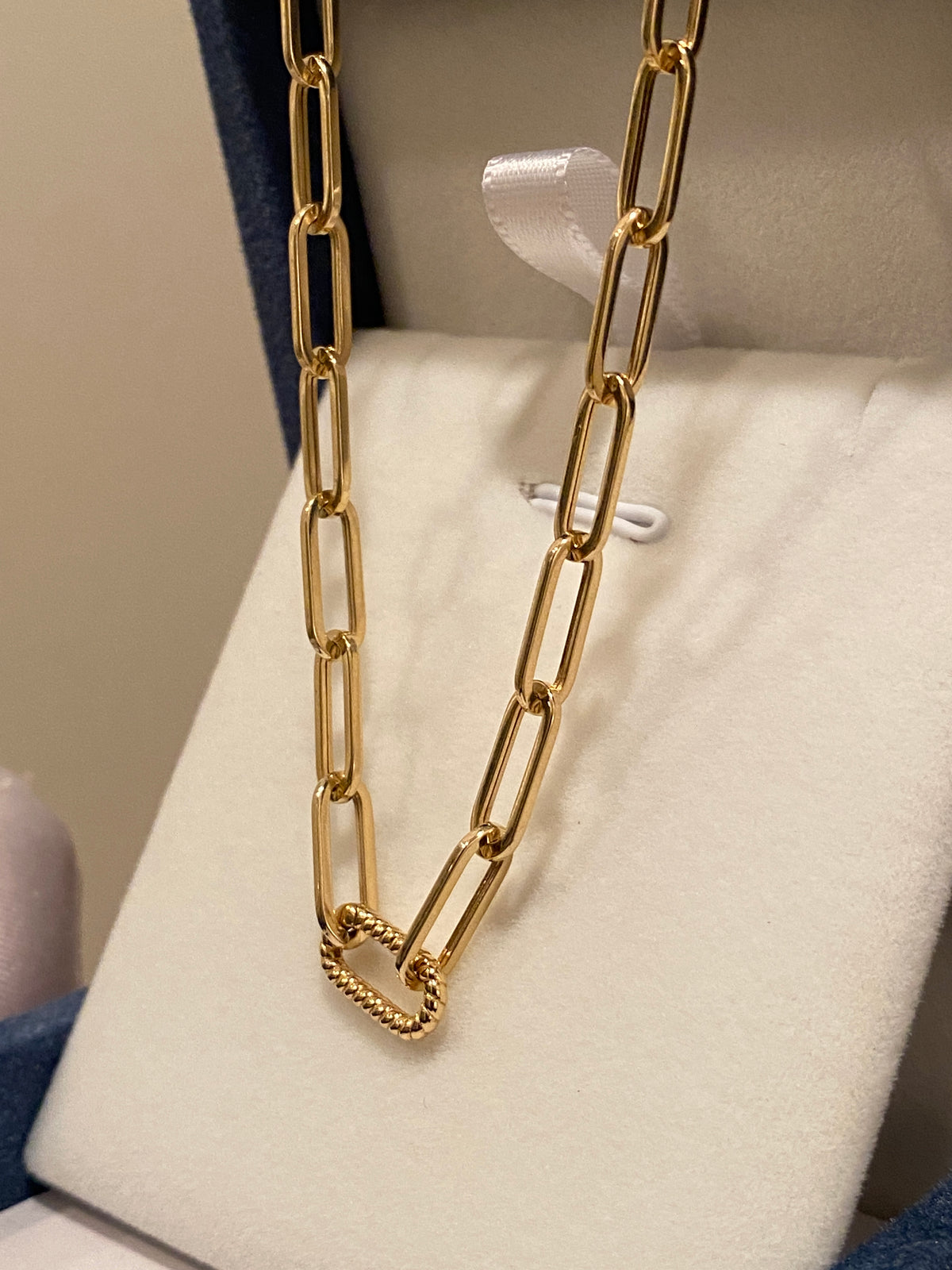 K18YG WG【太さ 約4.5mm】イタリアンジュエリー 中空 18k チェーンブレスレット ペーパークリップチェーン オーバル ツイストクラスプ