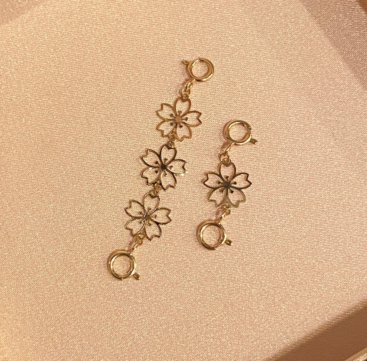 K18YG 引き輪 ヒキワ ひきわ 花 桜 梅 チェーンパーツ ネックレスパーツ YG 18K チャーム 両開口 コマ 花モチーフ 1.8cm / 3.8cm / 5.8cm 延伸 延ばす