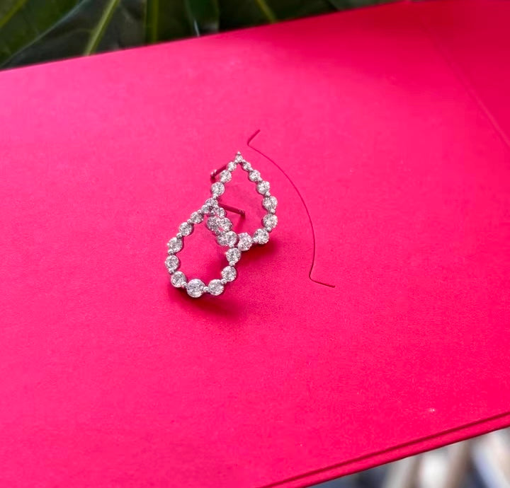 K18WG 天然ダイヤモンド ティアドロップ ペンダント ホワイトゴールド 18K WG 18金 ペンダントトップ ネックレスチャーム ネックレス 雫 涙