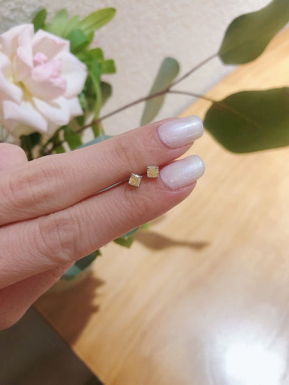 pt950 イエローダイヤ スタッドピアス 一粒 プラチナ カラーダイヤモンド Zカラー スクエア 0.15ct~
