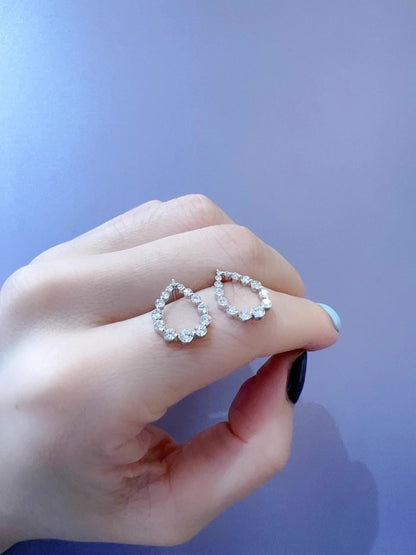 K18WG 天然ダイヤモンド ティアドロップ ペンダント ホワイトゴールド 18K WG 18金 ペンダントトップ ネックレスチャーム ネックレス 雫 涙