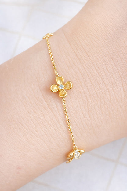 K18YG フローラルブレスレット 花 四つ葉 18k フラワー ダイヤモンド チャームブレスレット クローバー 金色 ゴールドフラワー 金木犀