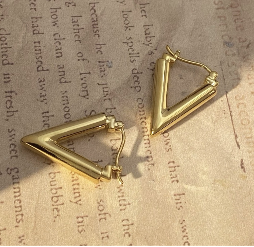 18k gold jewelry hoops earrings triangle