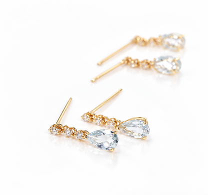 K18YG アクアマリン ダイヤモンド ティアドロップ 雫 揺れるスタッドピアス ミニ 小ぶり 18k