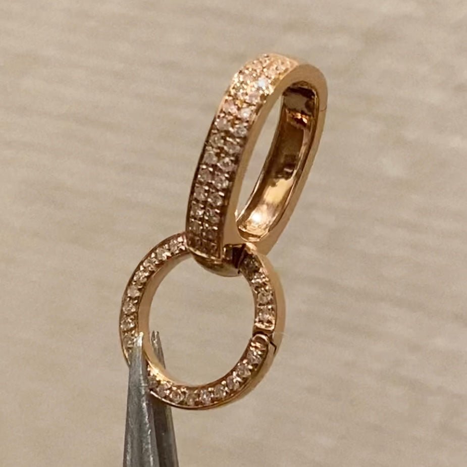 K18PG YG WG パーツ バチカン チャーム ダイヤモンド ダイヤ 留め金具 18金 フルダイヤ 全面ダイヤ 18K 繋ぎ ネックレスパーツ ペンダントパーツ クラスプ ロック付き 大きめ マルチバチカン - Jewelry Hills Tokyo