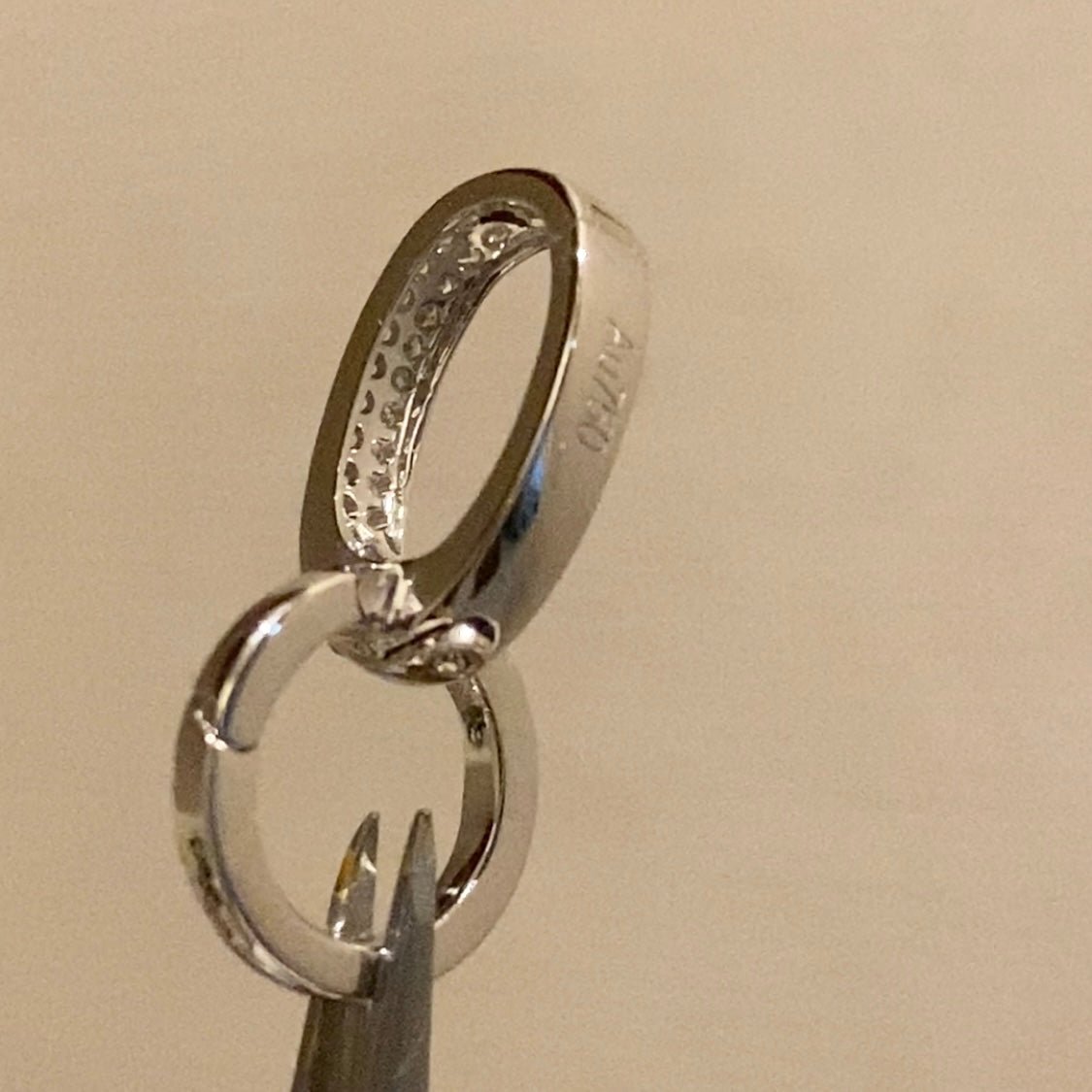 K18PG YG WG パーツ バチカン チャーム ダイヤモンド ダイヤ 留め金具 18金 フルダイヤ 全面ダイヤ 18K 繋ぎ ネックレスパーツ ペンダントパーツ クラスプ ロック付き 大きめ マルチバチカン - Jewelry Hills Tokyo