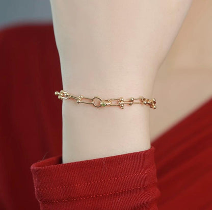 K18YG ツァボライト バチカン ロック付き 開口 ペンダントトップ 18K 18金 イエローゴールド ネックレスチャーム 爪ロック パーツ チャーム - Jewelry Hills Tokyo