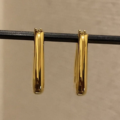K18YG イエローゴールド 18K ピアス フープピアス リングピアス イタリアンジュエリー スクエア 大ぶり トライアングル 三角形 中空 - Jewelry Hills Tokyo