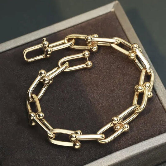 K18YG ホースモチーフ ブレスレット 馬の蹄 チェーンブレス 太め 18K ホースシュー - Jewelry Hills Tokyo